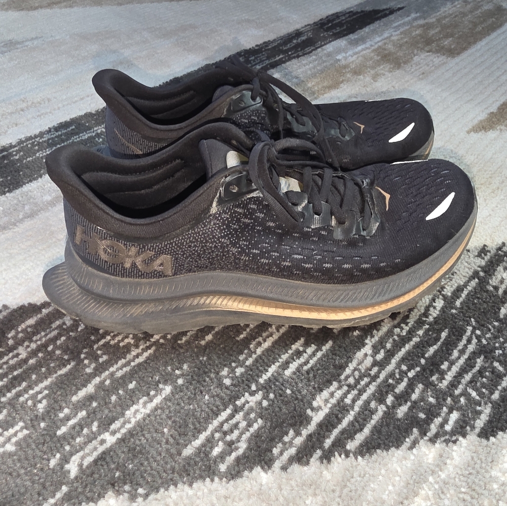 Womens Hoka Kawanna